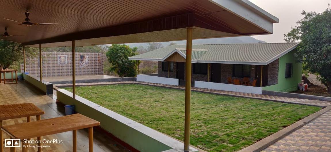 The Avi'S Village Chinchavli Exterior foto