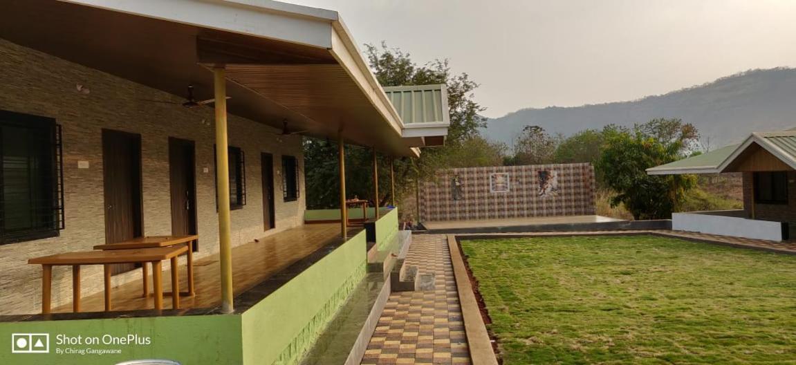The Avi'S Village Chinchavli Exterior foto